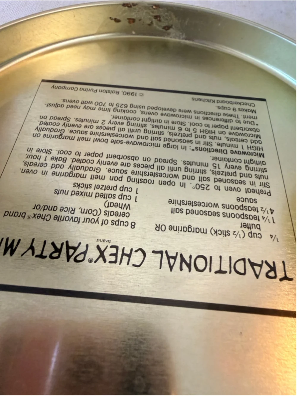 Vintage Peanuts 40th Anniversary Chex Party Mix Metal Tin